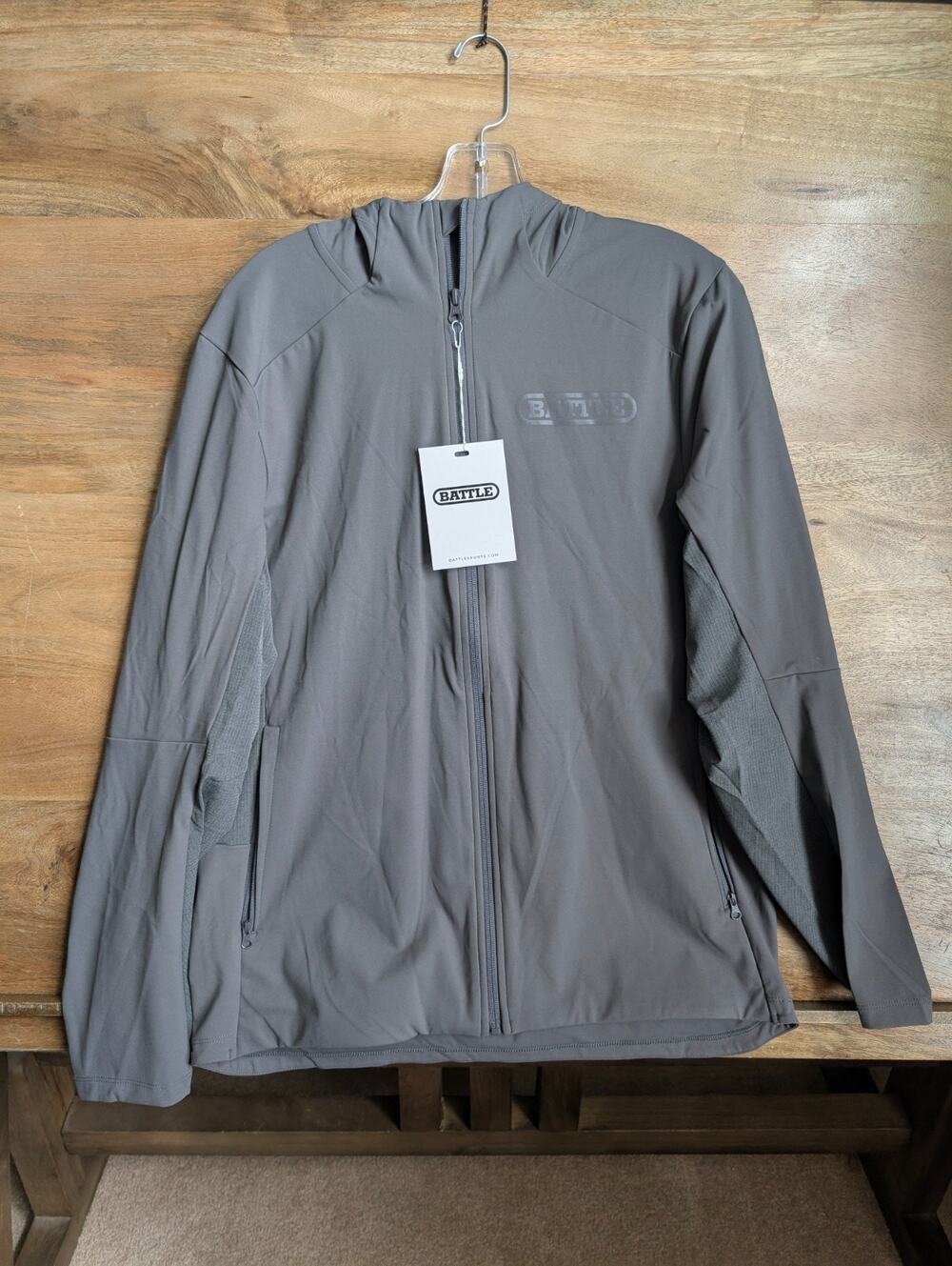 Battle Ultra Track Jacket Mens Medium Gray Athletic Fit Hooded Zip-Up 51AP500006